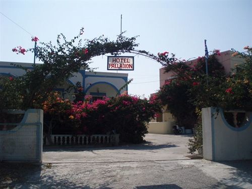 Hotel Palladion Karterados  Dış mekan fotoğraf